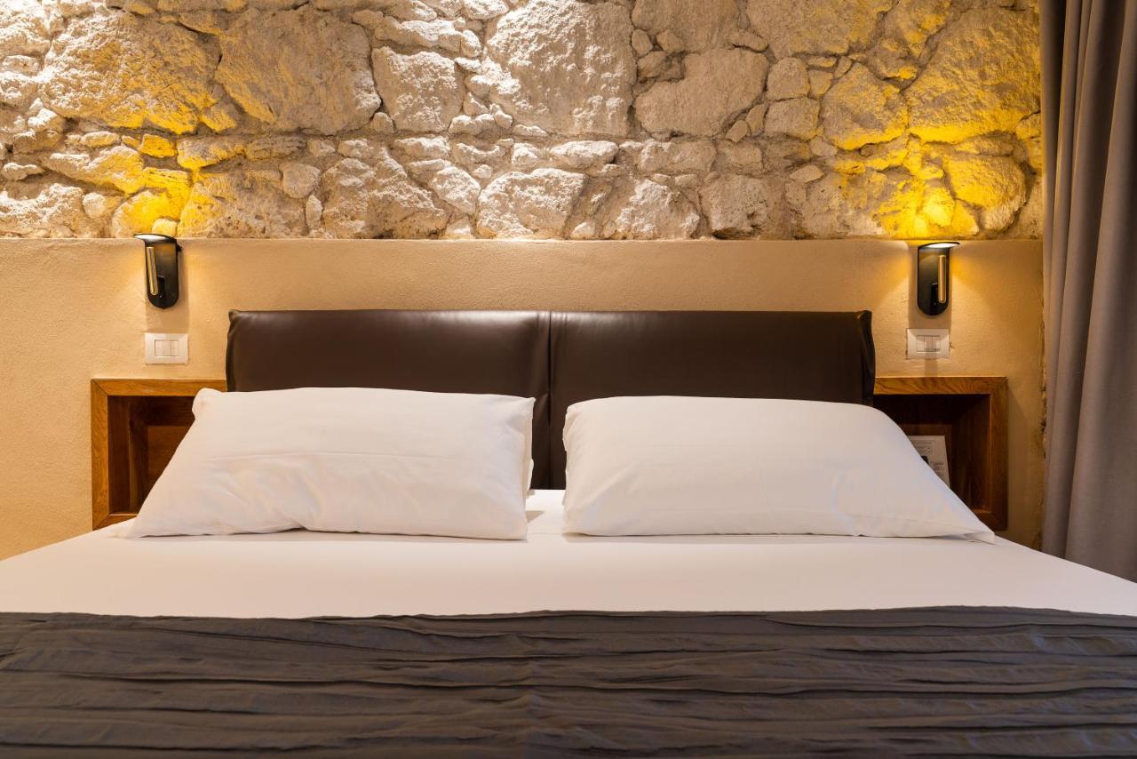 Re Dionisio Luxury Suites Syracuse Buitenkant foto